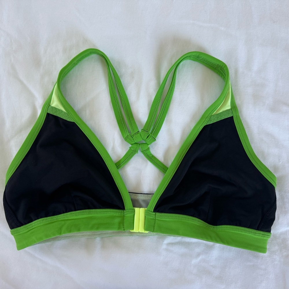 Lululemon size 8 front close bra bikini top triangle